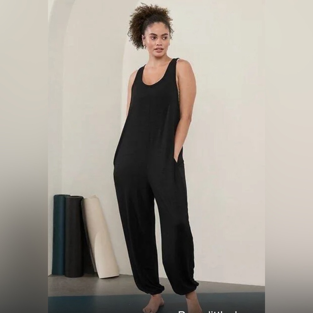 Athleta Women's Black Sleeveless Jumpsuit